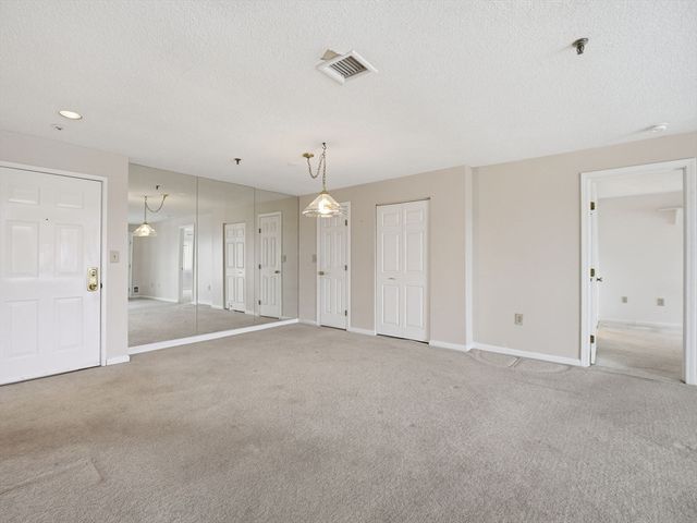 3920 Mystic Valley Pkwy 423, Medford, MA 02155