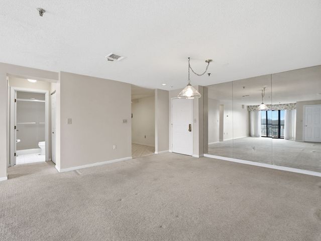 3920 Mystic Valley Pkwy 423, Medford, MA 02155