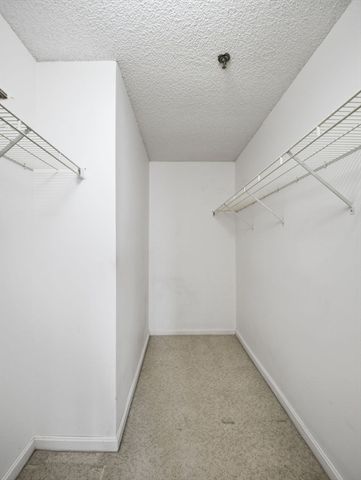 3920 Mystic Valley Pkwy 423, Medford, MA 02155