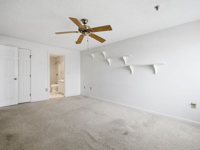 3920 Mystic Valley Pkwy 423, Medford, MA 02155