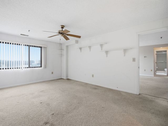 3920 Mystic Valley Pkwy 423, Medford, MA 02155