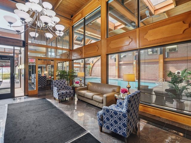 3920 Mystic Valley Pkwy 423, Medford, MA 02155