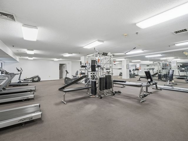 3920 Mystic Valley Pkwy 423, Medford, MA 02155