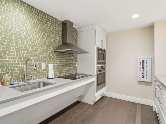 3920 Mystic Valley Pkwy 423, Medford, MA 02155