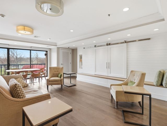 3920 Mystic Valley Pkwy 423, Medford, MA 02155