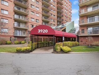 3920 Mystic Valley Pkwy 423, Medford, MA 02155