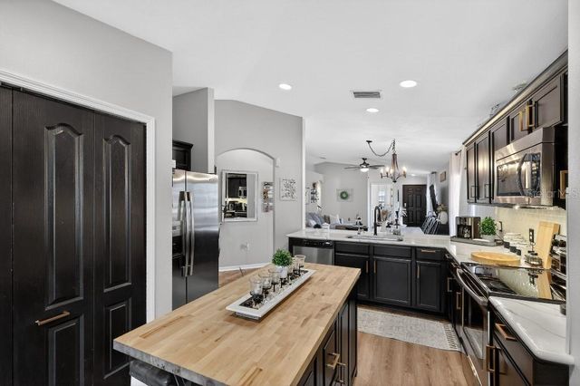 4318 ENGLISH TURN WAY, Wesley Chapel, FL 33543