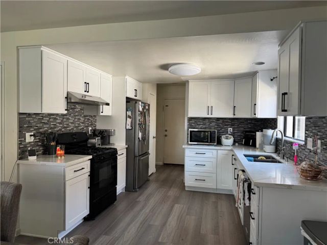 2373 Lily Court, Corona, CA 92879