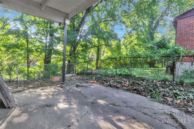 8010 Daly Road, Cincinnati, OH 45224