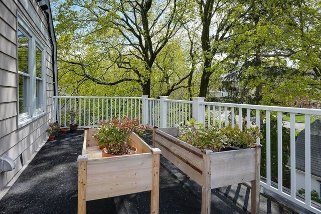 52 Burnham St 3, Belmont, MA 02478