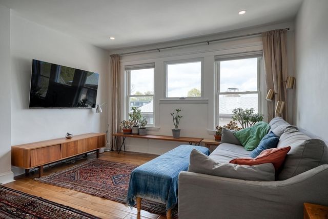 52 Burnham St 3, Belmont, MA 02478