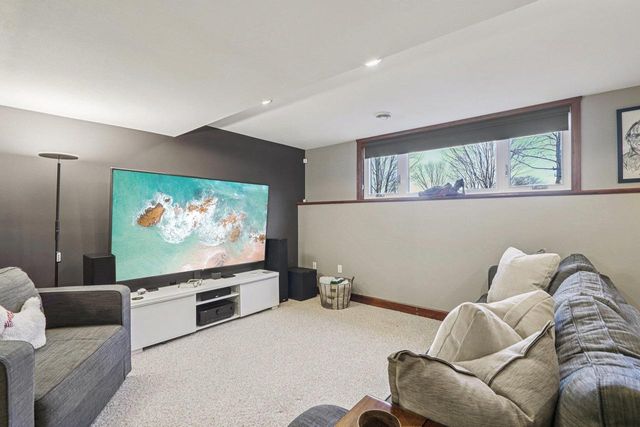 820 Spahn Drive, Waunakee, WI 53597