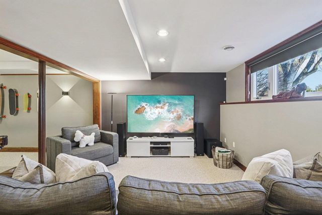 820 Spahn Drive, Waunakee, WI 53597