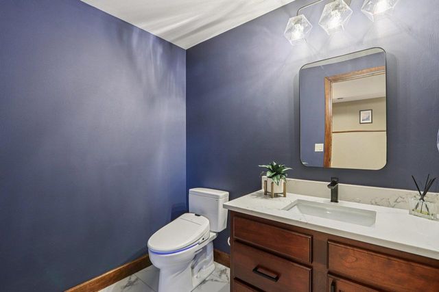 820 Spahn Drive, Waunakee, WI 53597