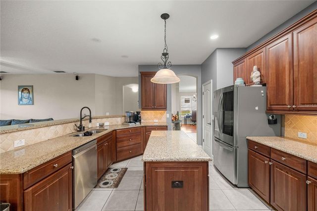 1271 LATTIMORE DRIVE, Clermont, FL 34711