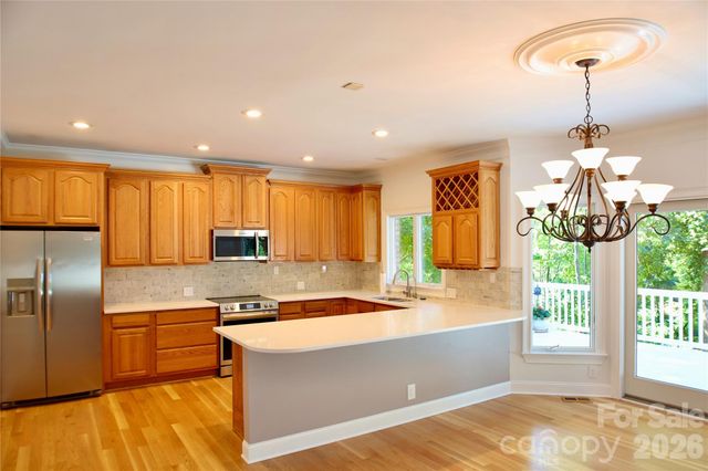 140 Holt Lane, Mooresville, NC 28117