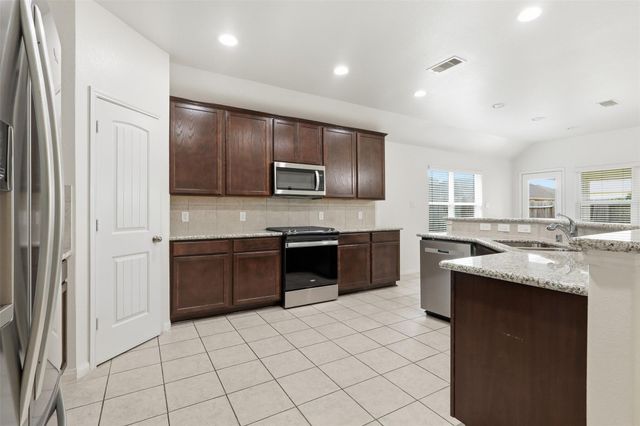 13214 Versace Dr Drive, Houston, TX 77044