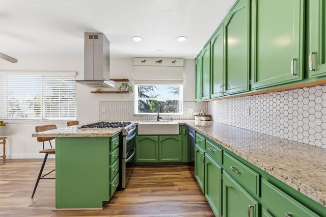 1531 Gamblers Ct, Cool, CA 95614