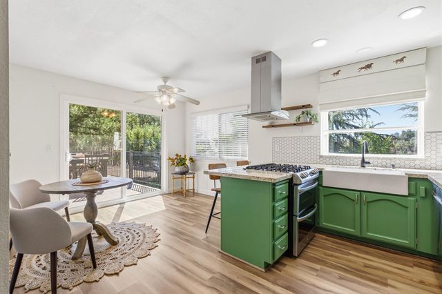 1531 Gamblers Ct, Cool, CA 95614