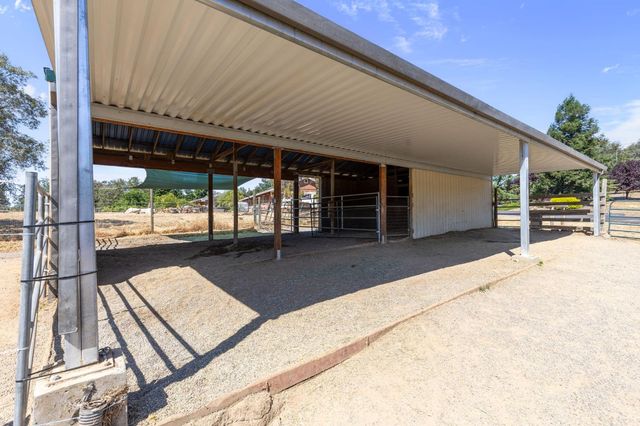 1531 Gamblers Ct, Cool, CA 95614