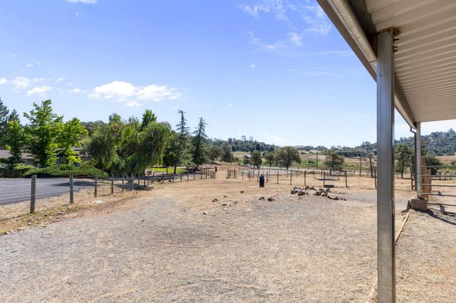 1531 Gamblers Ct, Cool, CA 95614