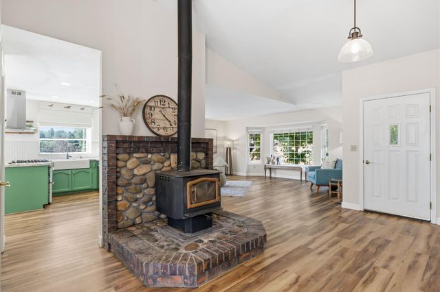 1531 Gamblers Ct, Cool, CA 95614