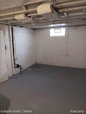 15828 Winston, Redford, MI 48239