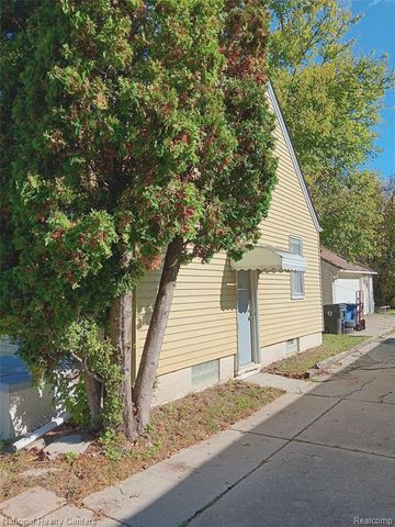 15828 Winston, Redford, MI 48239