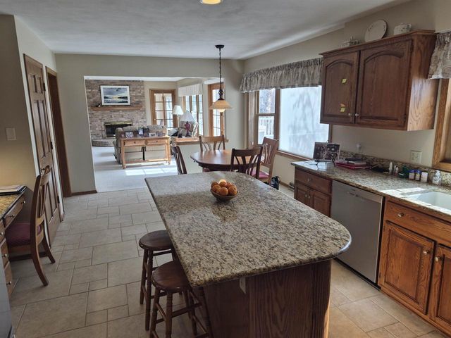 2839 Cambridge Court, Janesville, WI 53548