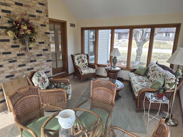 2839 Cambridge Court, Janesville, WI 53548