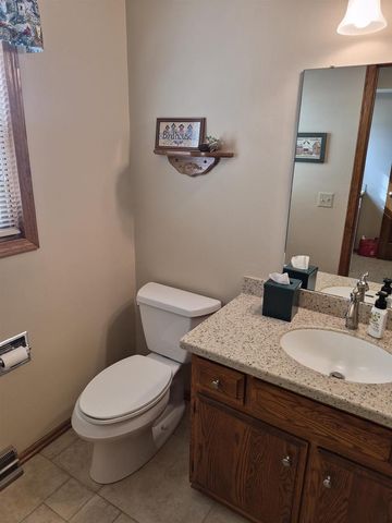 2839 Cambridge Court, Janesville, WI 53548