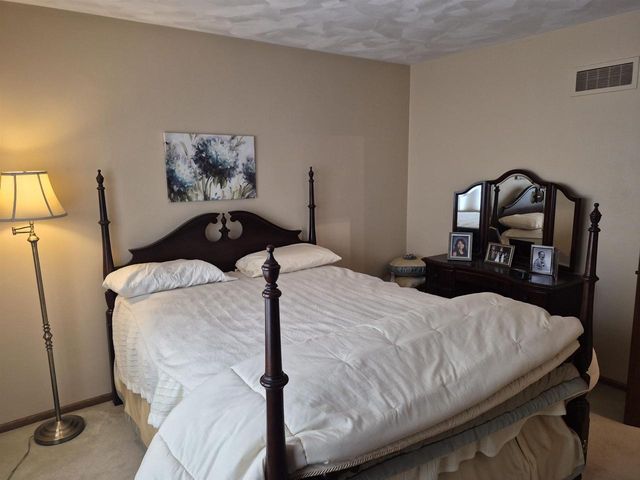 2839 Cambridge Court, Janesville, WI 53548