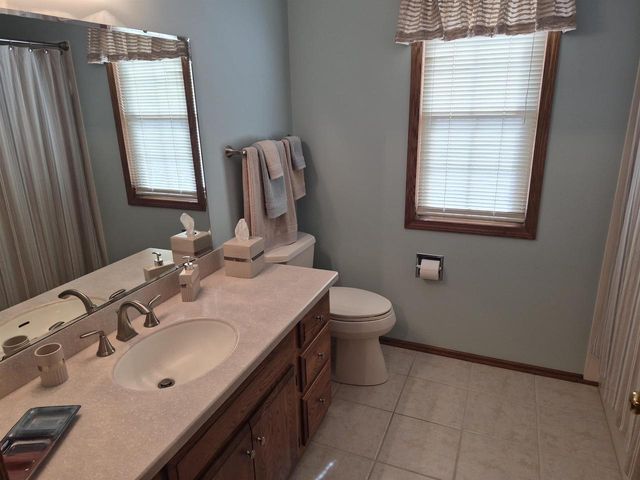 2839 Cambridge Court, Janesville, WI 53548