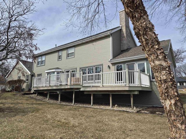2839 Cambridge Court, Janesville, WI 53548