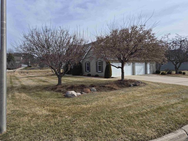 2839 Cambridge Court, Janesville, WI 53548