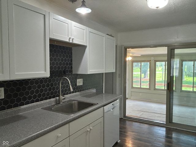 515 S Broadway Street, Pendleton, IN 46064