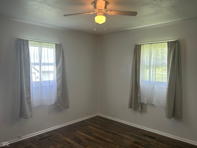 515 S Broadway Street, Pendleton, IN 46064