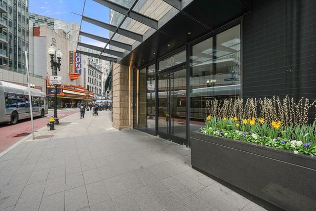 580 Washington St 1214, Boston, MA 02111