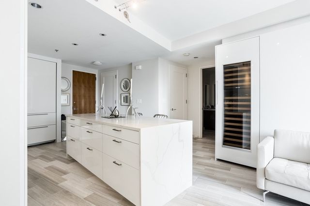 580 Washington St 1214, Boston, MA 02111