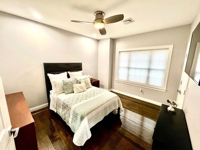 259 Oakwood Ave, Revere, MA 02151