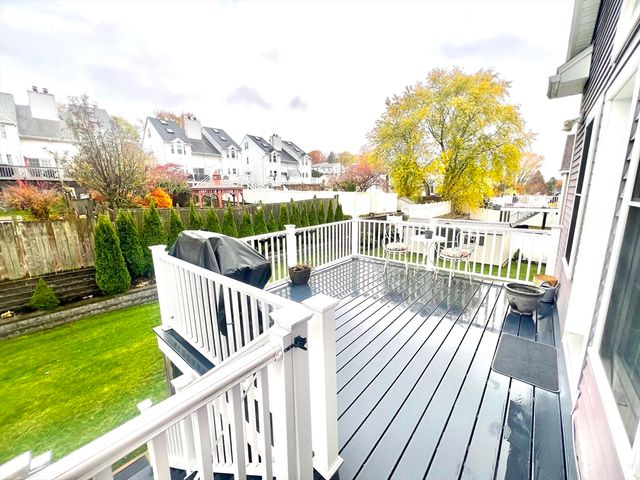 259 Oakwood Ave, Revere, MA 02151