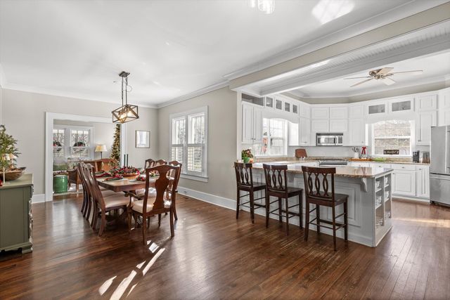 1923 Oak Street NW, Cleveland, TN 37311