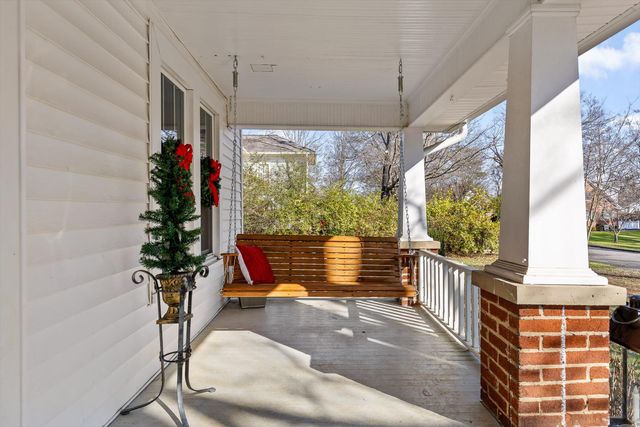 1923 Oak Street NW, Cleveland, TN 37311