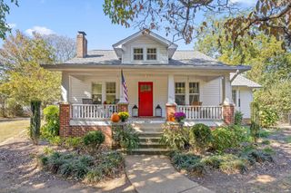 1923 Oak Street NW, Cleveland, TN 37311