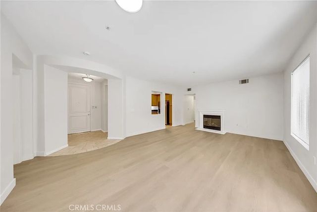 128 N Oak Knoll 111, Pasadena, CA 91101