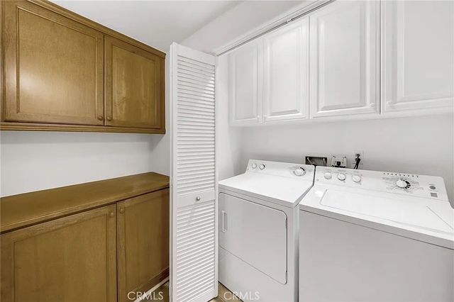 128 N Oak Knoll 111, Pasadena, CA 91101