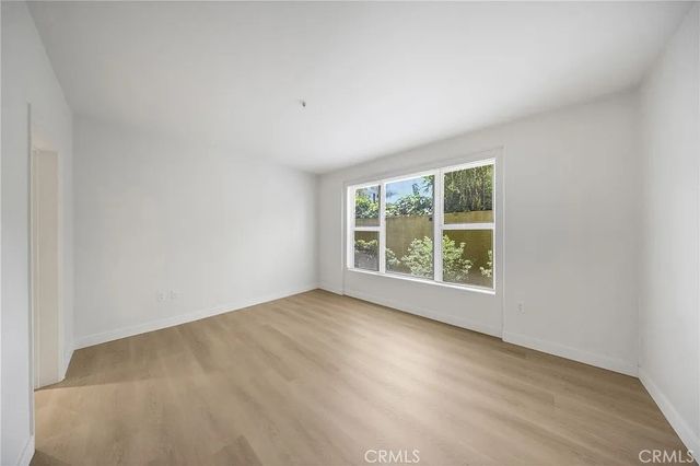 128 N Oak Knoll 111, Pasadena, CA 91101