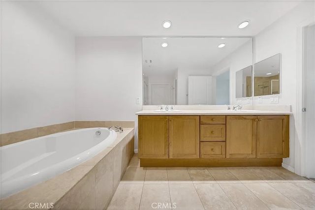 128 N Oak Knoll 111, Pasadena, CA 91101
