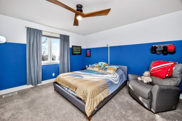 14630 Brookview Drive, Urbandale, IA 50325