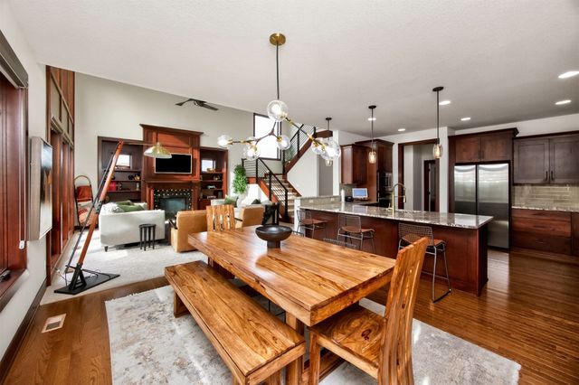 14630 Brookview Drive, Urbandale, IA 50325